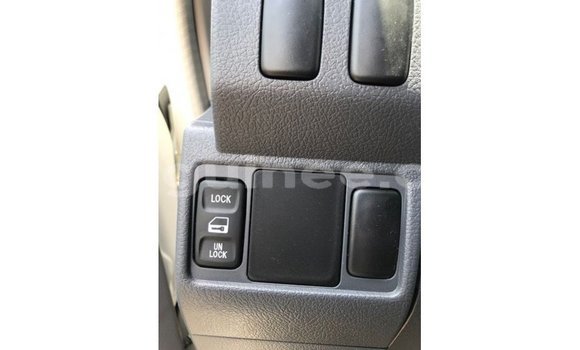 Buy Import Toyota Land Cruiser White Car in Import - Dubai in Conakry Buy Import Toyota Land Cruiser White Car in Import - Dubai in Conakry