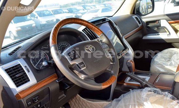 Buy Import Toyota Land Cruiser Other Car in Import - Dubai in Conakry Buy Import Toyota Land Cruiser Other Car in Import - Dubai in Conakry