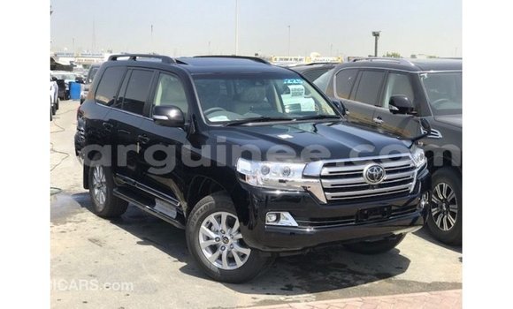 Buy Import Toyota Land Cruiser Black Car in Import - Dubai in Conakry Buy Import Toyota Land Cruiser Black Car in Import - Dubai in Conakry