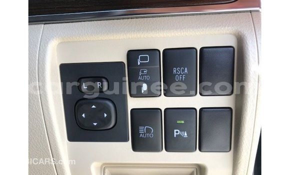 Buy Import Toyota Land Cruiser Black Car in Import - Dubai in Conakry Buy Import Toyota Land Cruiser Black Car in Import - Dubai in Conakry