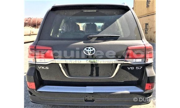 Buy Import Toyota Land Cruiser Black Car in Import - Dubai in Conakry Buy Import Toyota Land Cruiser Black Car in Import - Dubai in Conakry