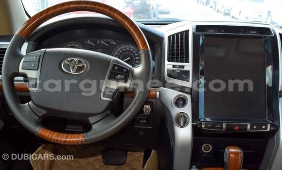Buy Import Toyota Land Cruiser Other Car in Import - Dubai in Conakry Buy Import Toyota Land Cruiser Other Car in Import - Dubai in Conakry