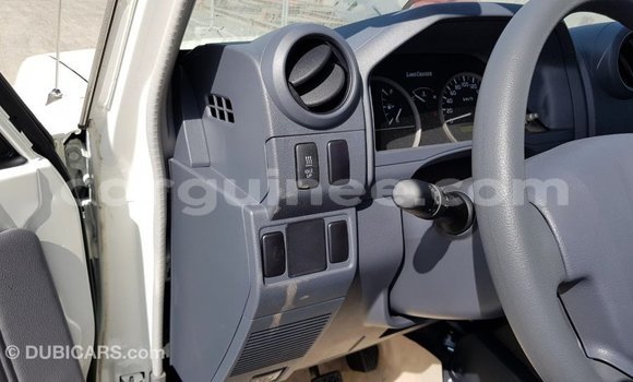 Buy Import Toyota Land Cruiser White Car in Import - Dubai in Conakry Buy Import Toyota Land Cruiser White Car in Import - Dubai in Conakry