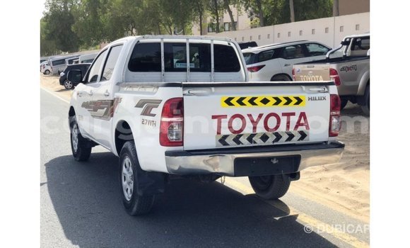 Buy Import Toyota Hilux White Car in Import - Dubai in Conakry Buy Import Toyota Hilux White Car in Import - Dubai in Conakry