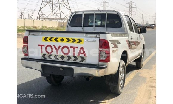 Buy Import Toyota Hilux White Car in Import - Dubai in Conakry Buy Import Toyota Hilux White Car in Import - Dubai in Conakry