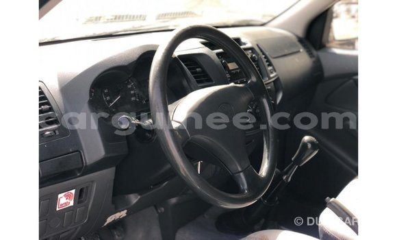 Buy Import Toyota Hilux White Car in Import - Dubai in Conakry Buy Import Toyota Hilux White Car in Import - Dubai in Conakry