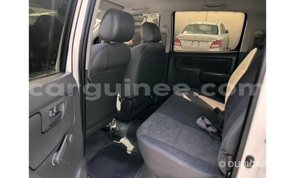 Buy Import Toyota Hilux White Car in Import - Dubai in Conakry Buy Import Toyota Hilux White Car in Import - Dubai in Conakry