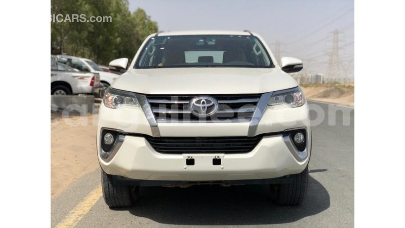Big with watermark toyota fortuner conakry import dubai 6518