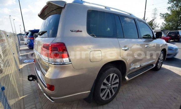 Buy Import Toyota Land Cruiser Other Car in Import - Dubai in Conakry Buy Import Toyota Land Cruiser Other Car in Import - Dubai in Conakry