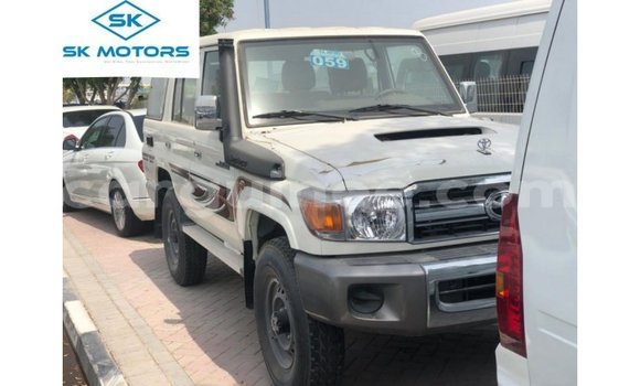 Acheter Import Voiture Toyota Land Cruiser Autre à Import - Dubai, Conakry Acheter Import Voiture Toyota Land Cruiser Autre à Import - Dubai, Conakry