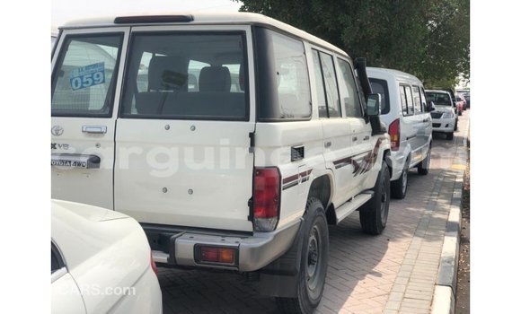 Buy Import Toyota Land Cruiser Other Car in Import - Dubai in Conakry Buy Import Toyota Land Cruiser Other Car in Import - Dubai in Conakry