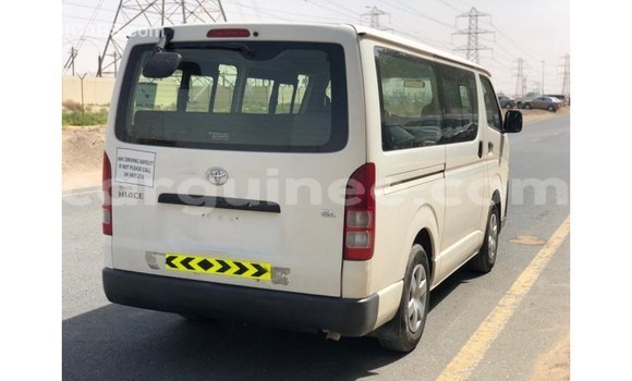 Buy Import Toyota Hiace White Car in Import - Dubai in Conakry Buy Import Toyota Hiace White Car in Import - Dubai in Conakry