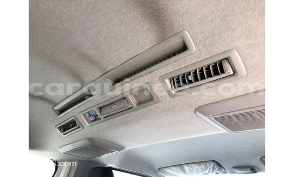 Buy Import Toyota Hiace White Car in Import - Dubai in Conakry Buy Import Toyota Hiace White Car in Import - Dubai in Conakry