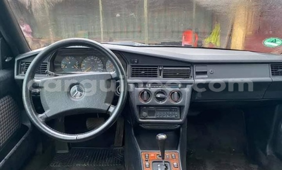 Acheter Occasion Voiture Mercedes-Benz 190 Noir à Conakry, Conakry Acheter Occasion Voiture Mercedes-Benz 190 Noir à Conakry, Conakry
