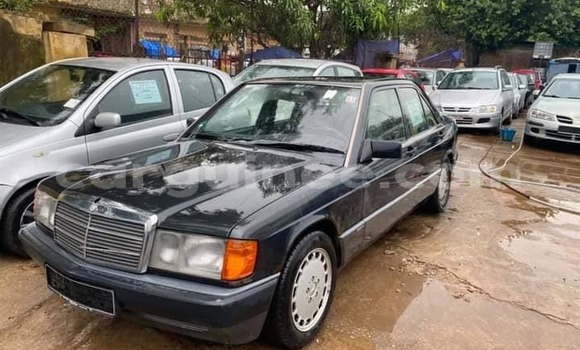 Acheter Occasion Voiture Mercedes-Benz 190 Noir à Conakry, Conakry Acheter Occasion Voiture Mercedes-Benz 190 Noir à Conakry, Conakry