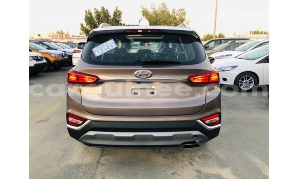 Acheter Import Voiture Hyundai Santa Fe Marron à Import - Dubai, Conakry Acheter Import Voiture Hyundai Santa Fe Marron à Import - Dubai, Conakry