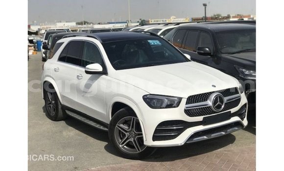 Acheter Import Voiture Mercedes-Benz GLE Blanc à Import - Dubai, Conakry Acheter Import Voiture Mercedes-Benz GLE Blanc à Import - Dubai, Conakry