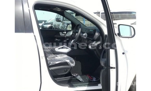 Acheter Import Voiture Mercedes-Benz GLE Blanc à Import - Dubai, Conakry Acheter Import Voiture Mercedes-Benz GLE Blanc à Import - Dubai, Conakry