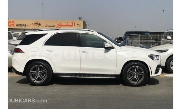 Acheter Import Voiture Mercedes-Benz GLE Blanc à Import - Dubai, Conakry Acheter Import Voiture Mercedes-Benz GLE Blanc à Import - Dubai, Conakry