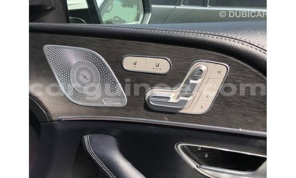 Acheter Import Voiture Mercedes-Benz GLE Blanc à Import - Dubai, Conakry Acheter Import Voiture Mercedes-Benz GLE Blanc à Import - Dubai, Conakry