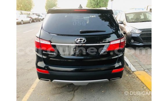 Acheter Import Voiture Hyundai Santa Fe Noir à Import - Dubai, Conakry Acheter Import Voiture Hyundai Santa Fe Noir à Import - Dubai, Conakry