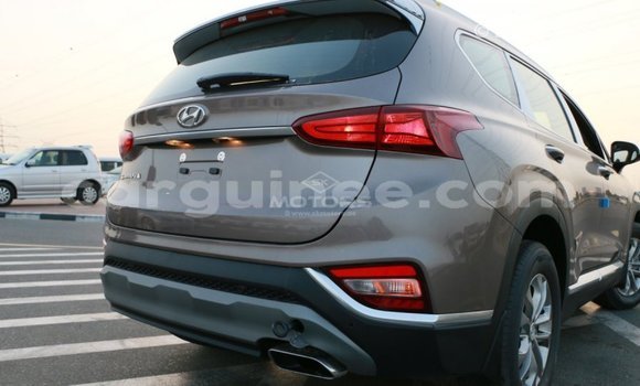 Buy Import Hyundai Santa Fe Brown Car in Import - Dubai in Conakry Buy Import Hyundai Santa Fe Brown Car in Import - Dubai in Conakry