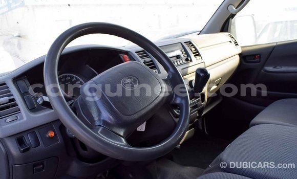 Buy Import Toyota Hiace White Car in Import - Dubai in Conakry Buy Import Toyota Hiace White Car in Import - Dubai in Conakry
