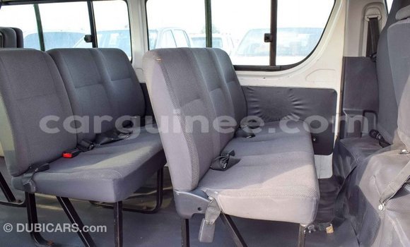 Buy Import Toyota Hiace White Car in Import - Dubai in Conakry Buy Import Toyota Hiace White Car in Import - Dubai in Conakry