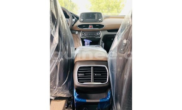 Buy Import Hyundai Santa Fe Green Car in Import - Dubai in Conakry Buy Import Hyundai Santa Fe Green Car in Import - Dubai in Conakry