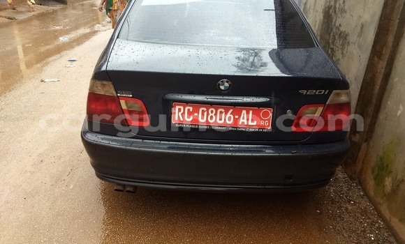 Acheter Occasion Voiture BMW 3200 Bleu à Conakry, Conakry