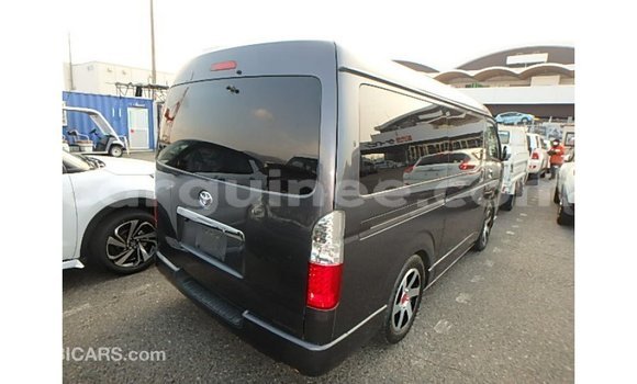 Buy Import Toyota Hiace Other Car in Import - Dubai in Conakry Buy Import Toyota Hiace Other Car in Import - Dubai in Conakry