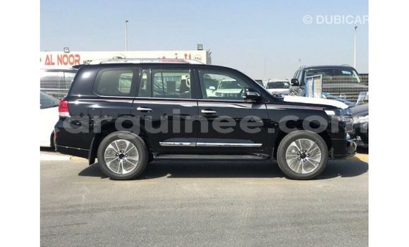 Buy Import Toyota Land Cruiser Black Car in Import - Dubai in Conakry Buy Import Toyota Land Cruiser Black Car in Import - Dubai in Conakry