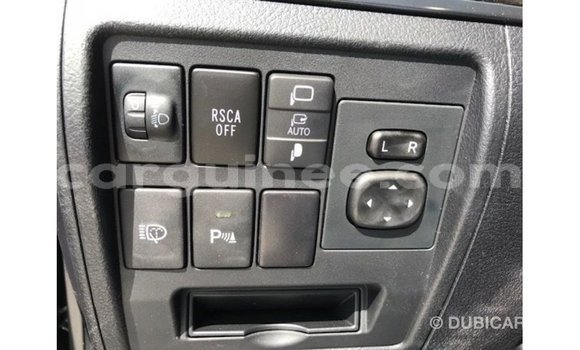 Buy Import Toyota Land Cruiser Black Car in Import - Dubai in Conakry Buy Import Toyota Land Cruiser Black Car in Import - Dubai in Conakry
