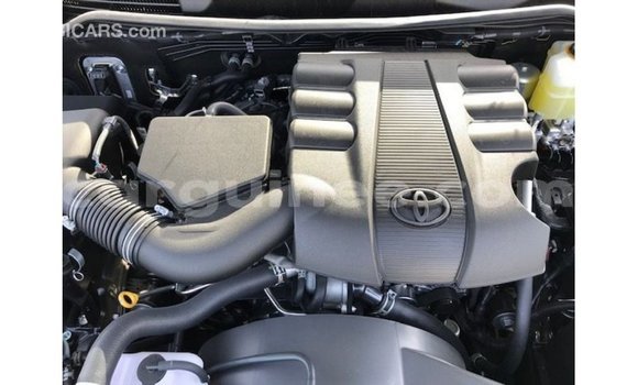 Buy Import Toyota Land Cruiser Black Car in Import - Dubai in Conakry Buy Import Toyota Land Cruiser Black Car in Import - Dubai in Conakry