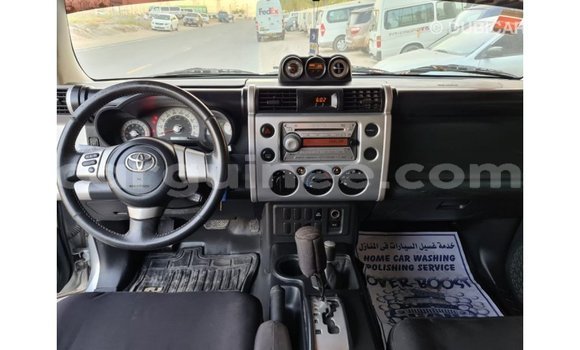 Buy Import Toyota FJ Cruiser Other Car in Import - Dubai in Conakry Buy Import Toyota FJ Cruiser Other Car in Import - Dubai in Conakry