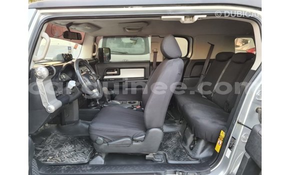Buy Import Toyota FJ Cruiser Other Car in Import - Dubai in Conakry Buy Import Toyota FJ Cruiser Other Car in Import - Dubai in Conakry