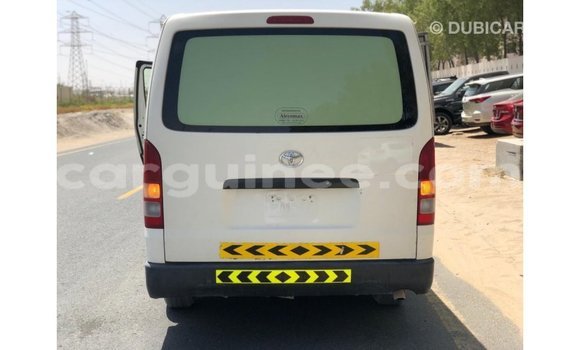 Buy Import Toyota Hiace White Car in Import - Dubai in Conakry Buy Import Toyota Hiace White Car in Import - Dubai in Conakry