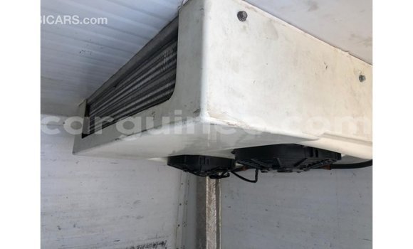 Buy Import Toyota Hiace White Car in Import - Dubai in Conakry Buy Import Toyota Hiace White Car in Import - Dubai in Conakry