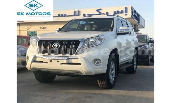 Acheter Import Voiture Toyota Prado Blanc à Import - Dubai, Conakry