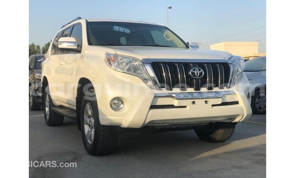 Acheter Import Voiture Toyota Prado Blanc à Import - Dubai, Conakry Acheter Import Voiture Toyota Prado Blanc à Import - Dubai, Conakry
