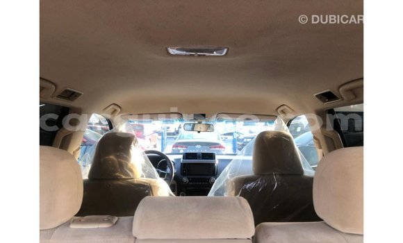 Acheter Import Voiture Toyota Prado Blanc à Import - Dubai, Conakry Acheter Import Voiture Toyota Prado Blanc à Import - Dubai, Conakry