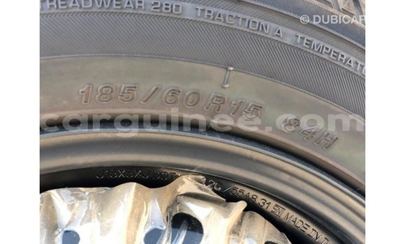 Acheter Import Voiture Toyota Yaris Autre à Import - Dubai, Conakry Acheter Import Voiture Toyota Yaris Autre à Import - Dubai, Conakry