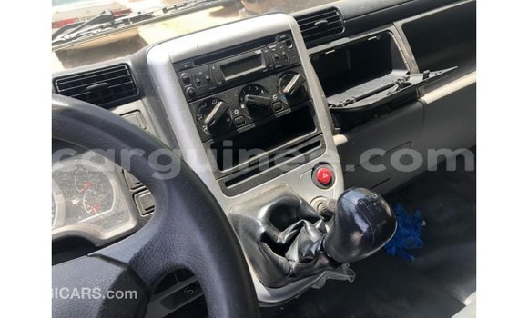 Acheter Import Voiture Mitsubishi i Blanc à Import - Dubai, Conakry Acheter Import Voiture Mitsubishi i Blanc à Import - Dubai, Conakry