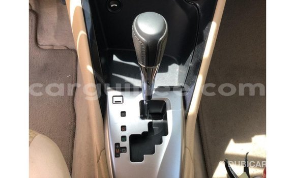 Acheter Import Voiture Toyota Yaris Blanc à Import - Dubai, Conakry Acheter Import Voiture Toyota Yaris Blanc à Import - Dubai, Conakry