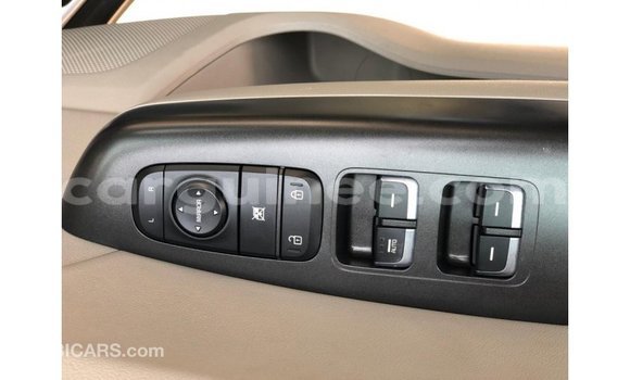 Acheter Import Voiture Kia Sportage Autre à Import - Dubai, Conakry Acheter Import Voiture Kia Sportage Autre à Import - Dubai, Conakry