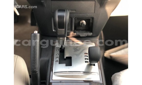 Acheter Import Voiture Mitsubishi Pajero Noir à Import - Dubai, Conakry Acheter Import Voiture Mitsubishi Pajero Noir à Import - Dubai, Conakry