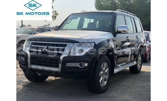 Acheter Import Voiture Mitsubishi Pajero Noir à Import - Dubai, Conakry