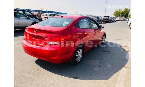 Acheter Import Voiture Hyundai Accent Rouge à Import - Dubai, Conakry Acheter Import Voiture Hyundai Accent Rouge à Import - Dubai, Conakry
