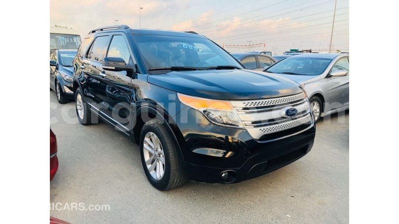 Big with watermark ford explorer conakry import dubai 6583
