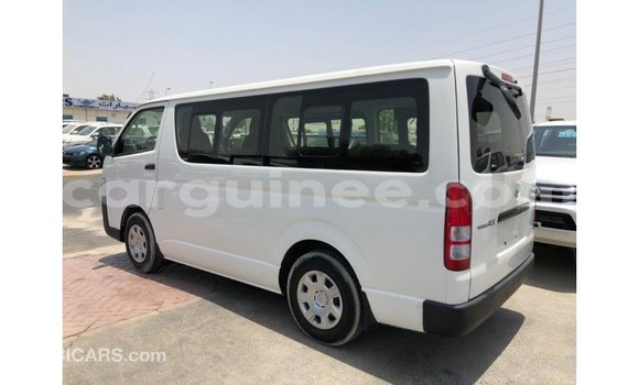 Buy Import Toyota Hiace White Car in Import - Dubai in Conakry Buy Import Toyota Hiace White Car in Import - Dubai in Conakry
